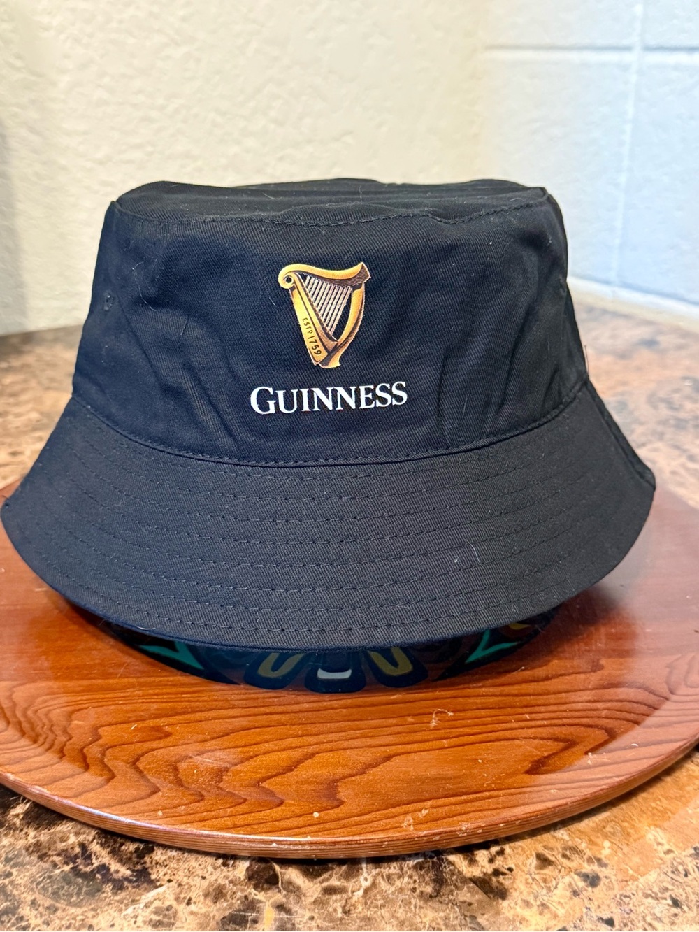 GUINNESS BUCKET HAT